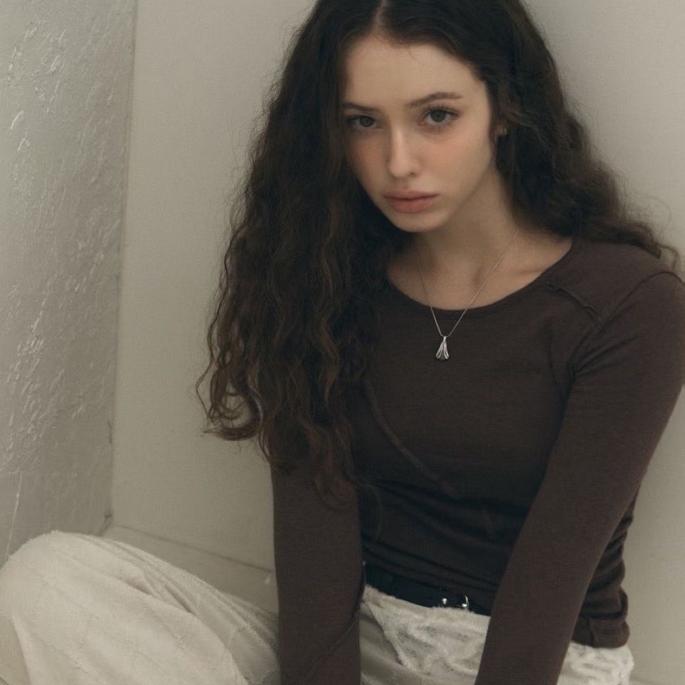 韩国东大门女装直邮2026冬新设计感打底衫T血glitter글리터261661120