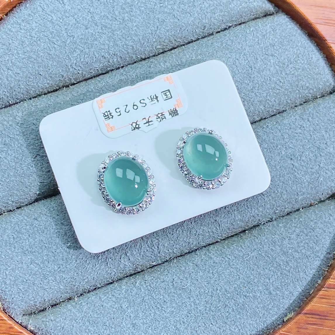 天然翡翠A货温柔显白设计款蓝水耳钉通体S925银镶嵌8.4*7*4