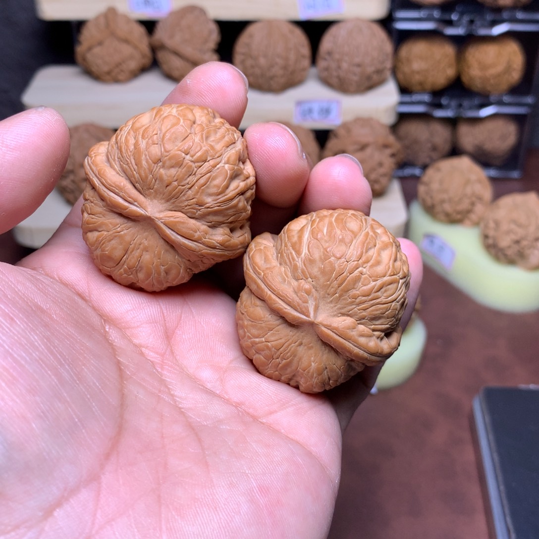 文玩核桃吊坠麻核桃元宝44