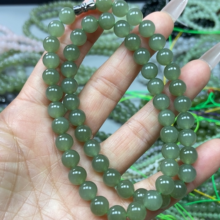 和田玉颈饰未镶嵌8