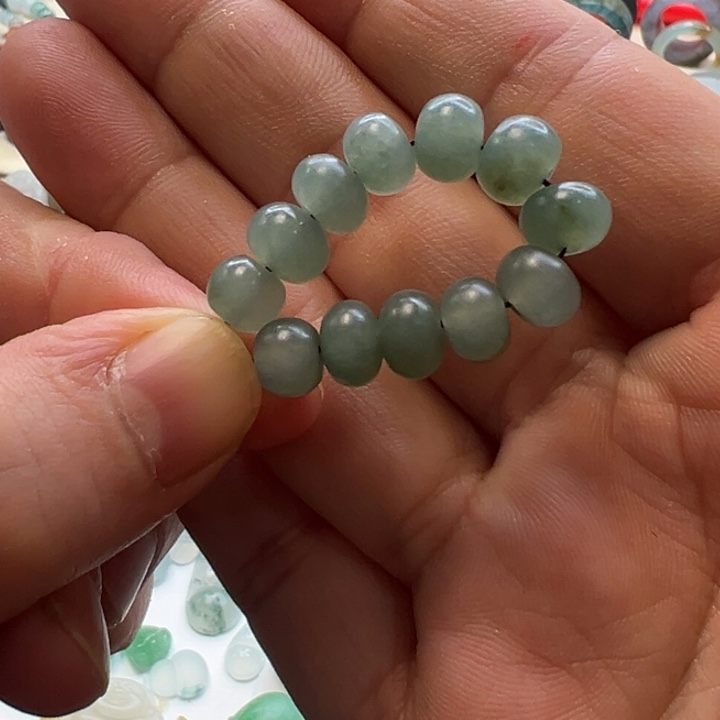 定制翡翠未镶嵌翡翠珠子