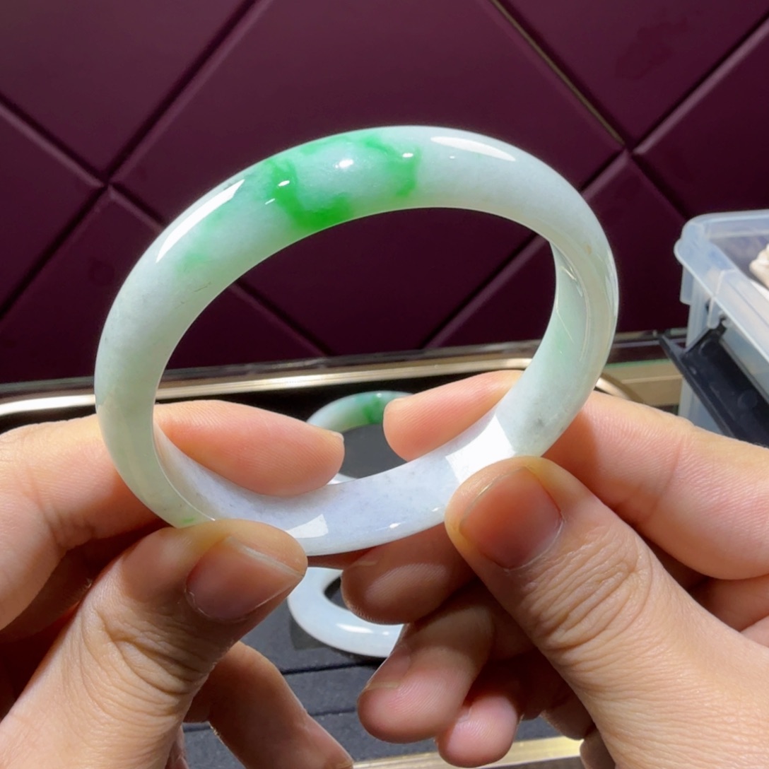 翡翠未镶嵌手镯天然翡翠A货手镯