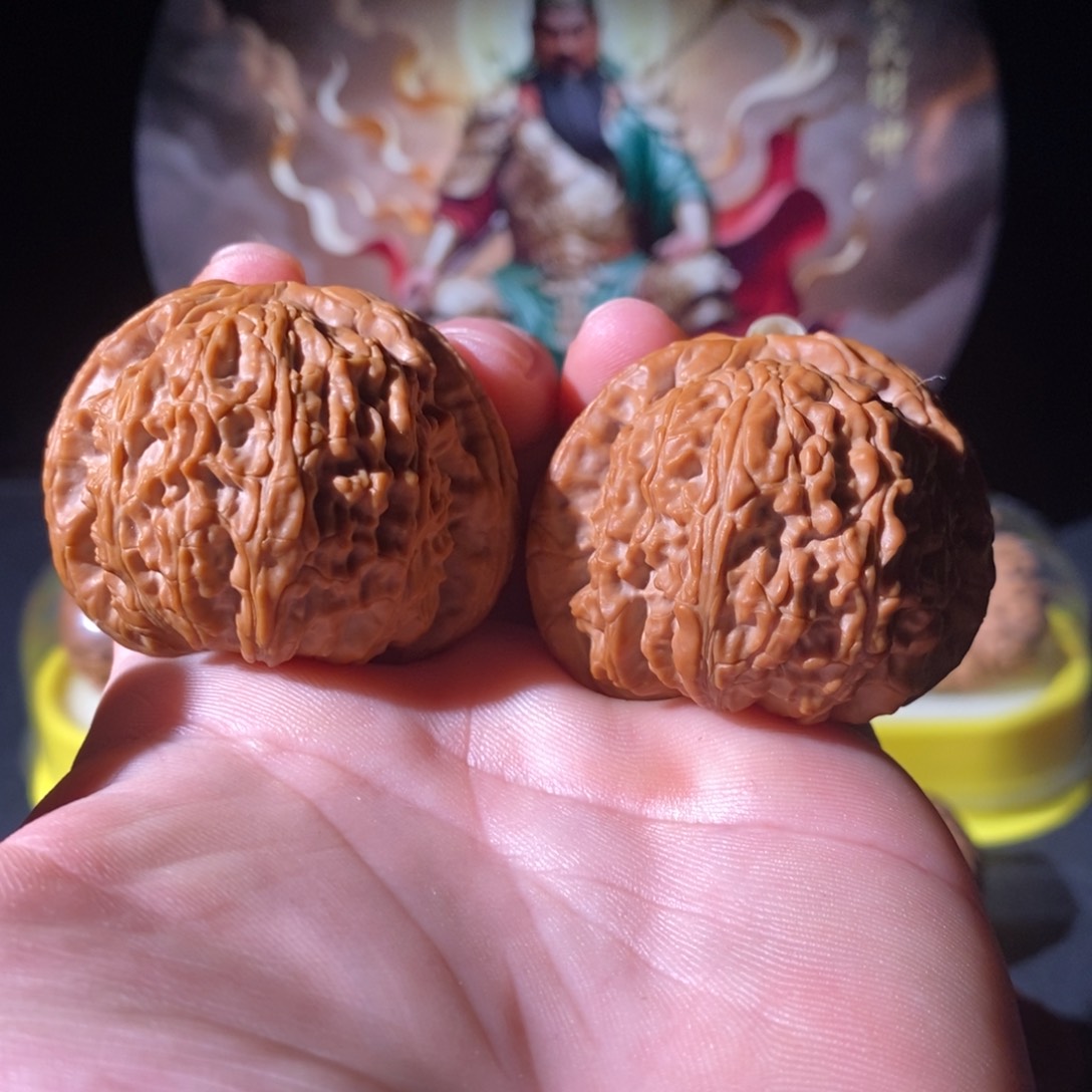 吊坠文玩核桃43全品闷白