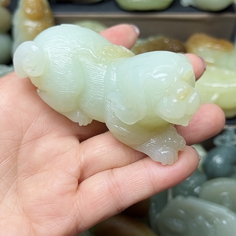 颈饰未镶嵌和田玉蛋***仔