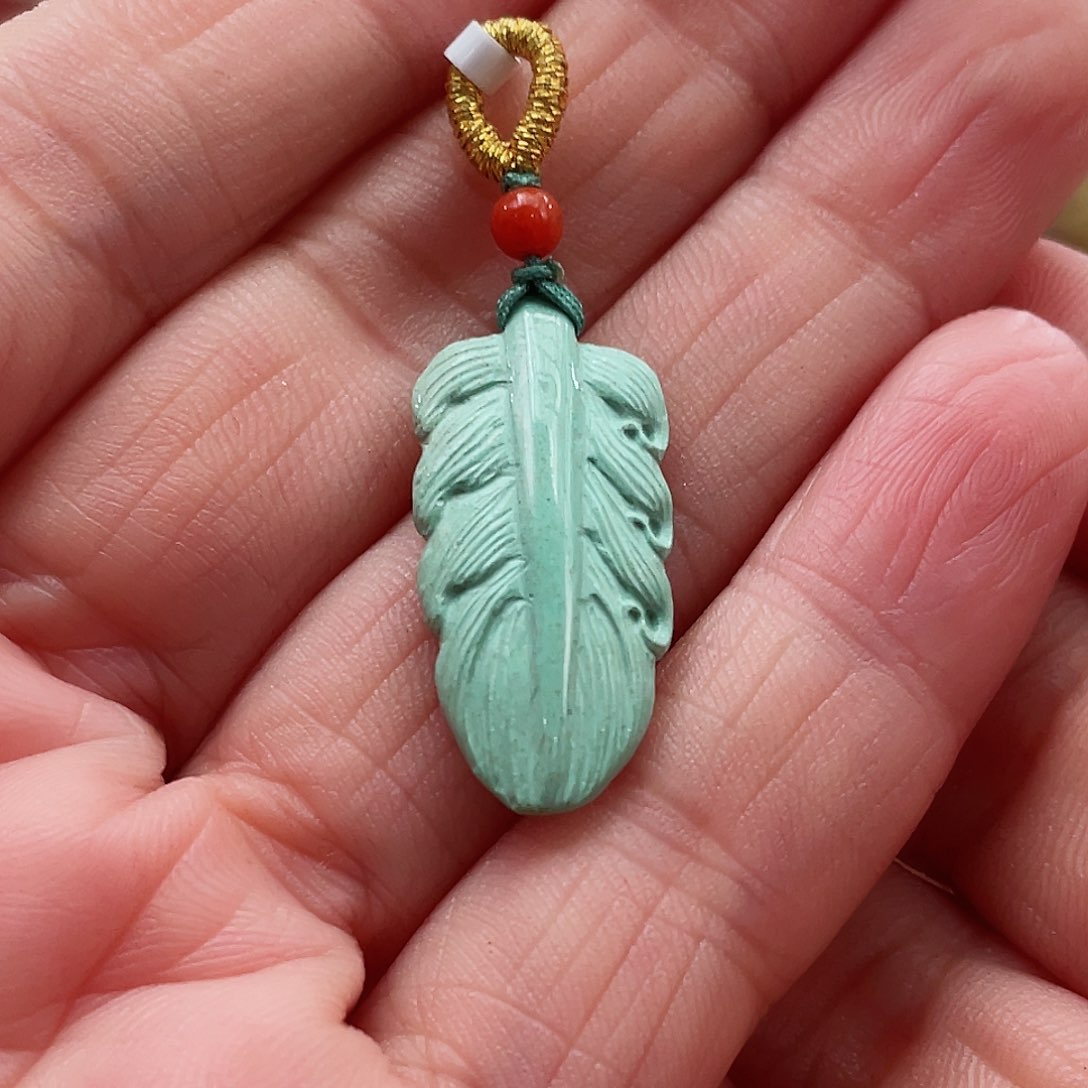 绿松石颈饰未镶嵌