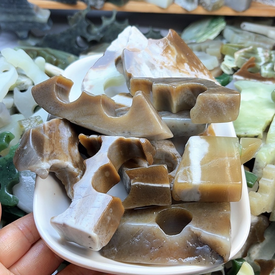 未镶嵌和田玉笔搁