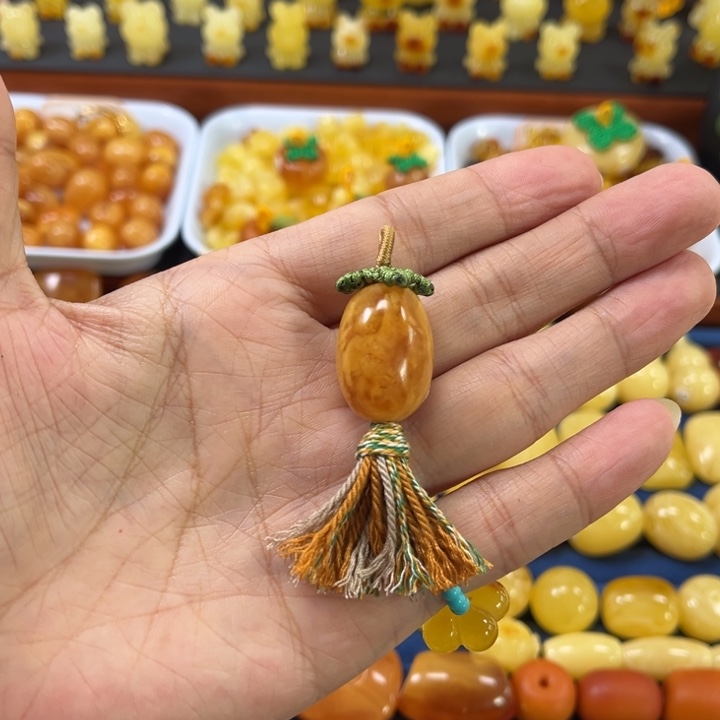 琥珀足银镀金镶嵌裸石卡16老蜡枣珠精工微瑕漏