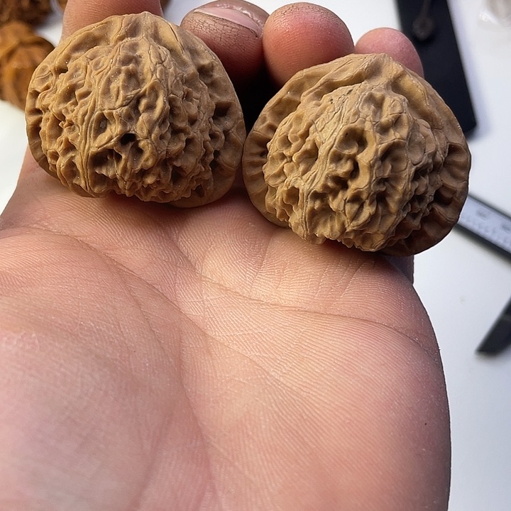 文玩核桃吊坠2宫灯43.4chi c