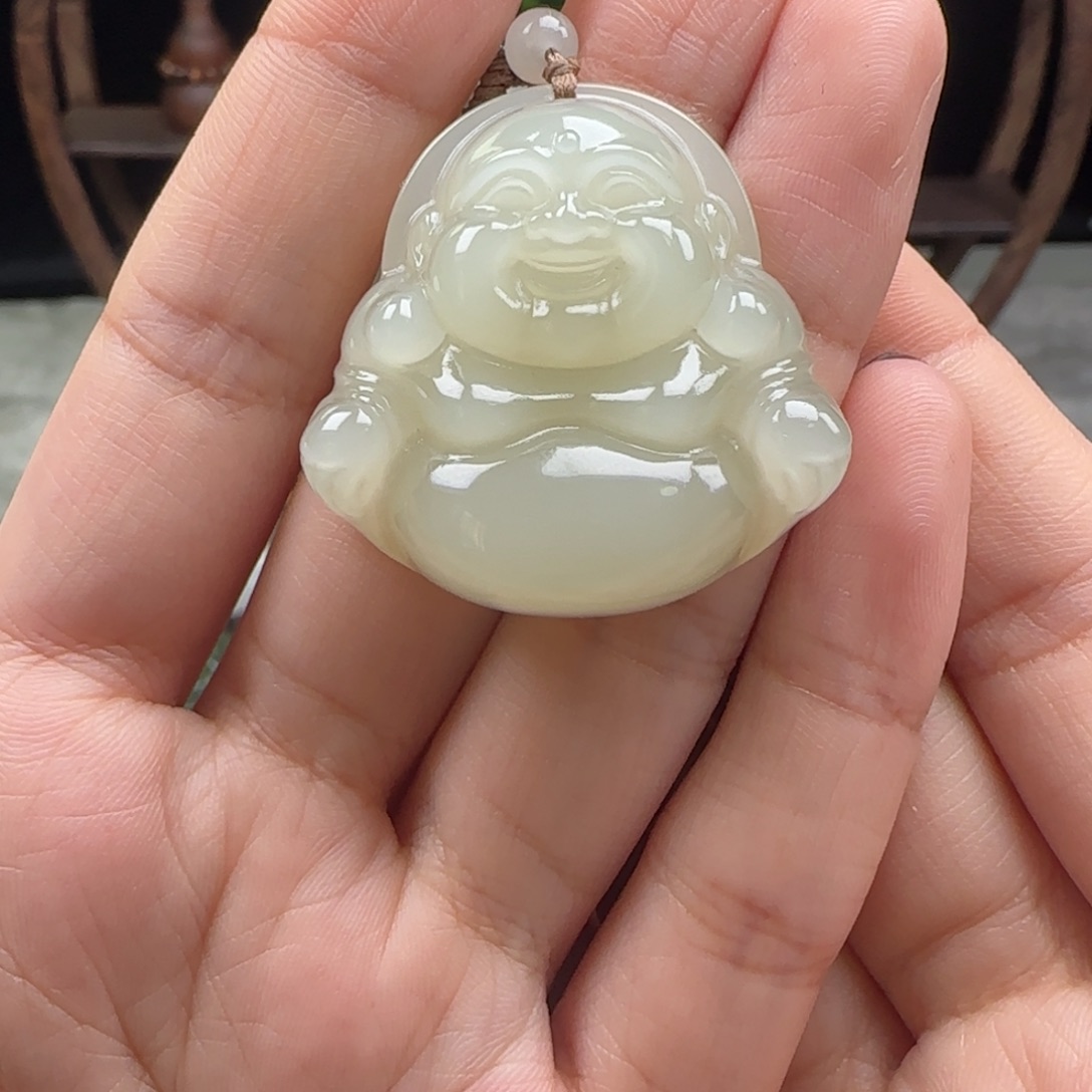 和田玉未镶嵌吊坠(赠链)