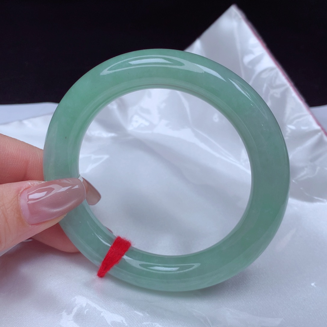 翡翠手镯未镶嵌手镯57