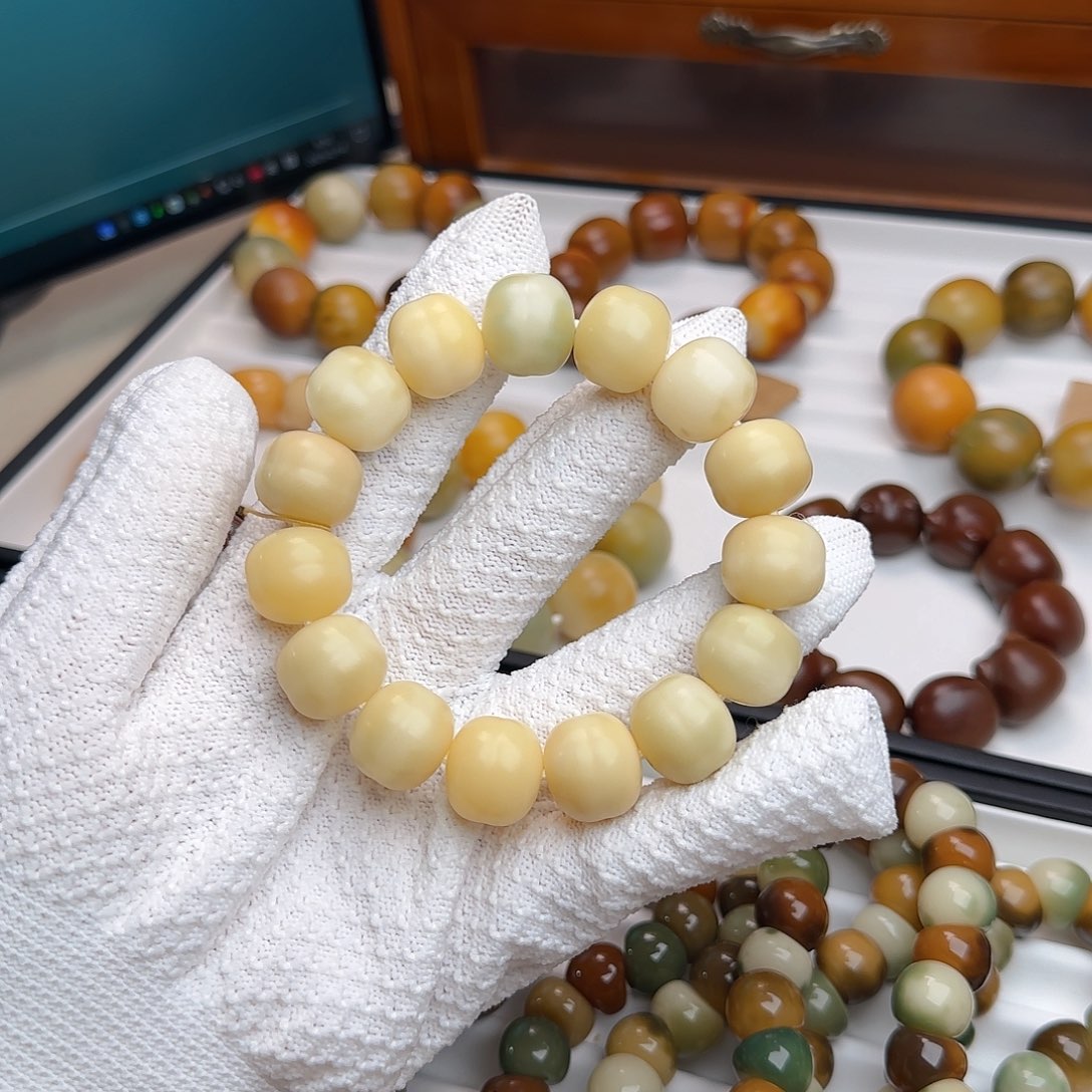 菩提根/象牙果手串卡18干磨蛋堡微微瑕不退