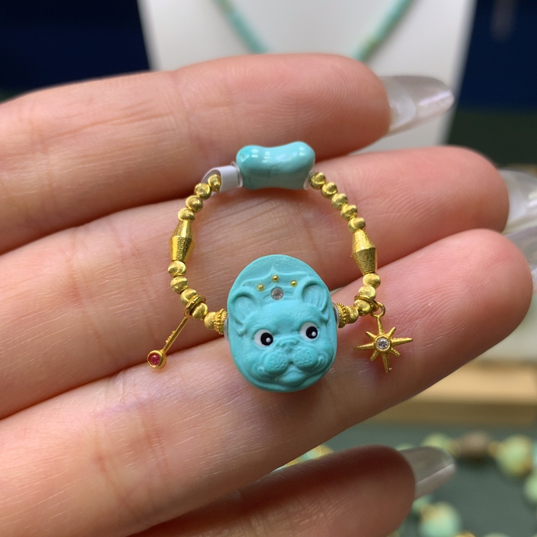 绿松石戒指18K金镶嵌