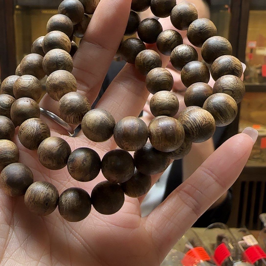 手串沉香27棋楠10mm单圈圆珠 8g+多样性发一串