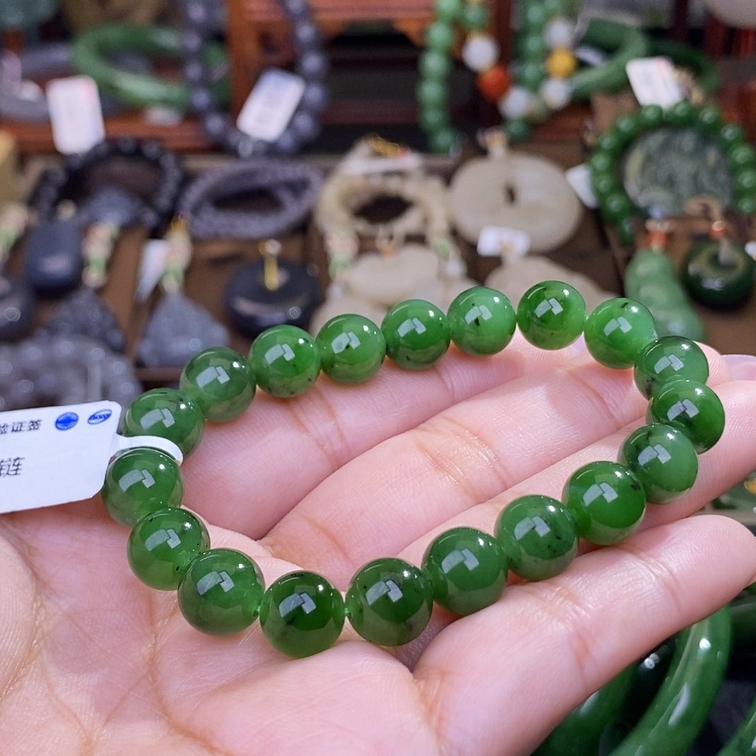 和田玉碧玉老料满色满绿约10mm手串未镶嵌