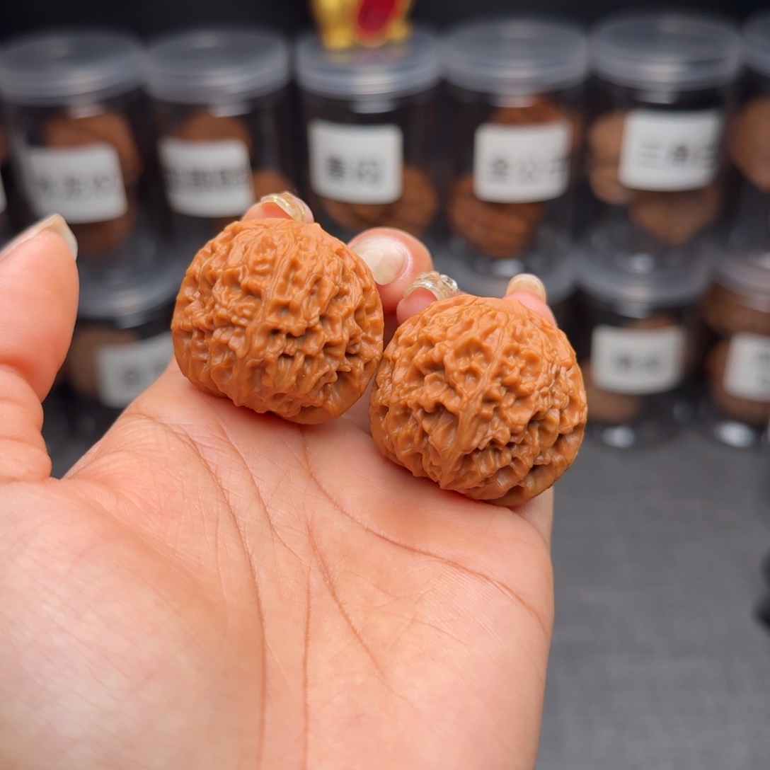 把件文玩核桃龙眼