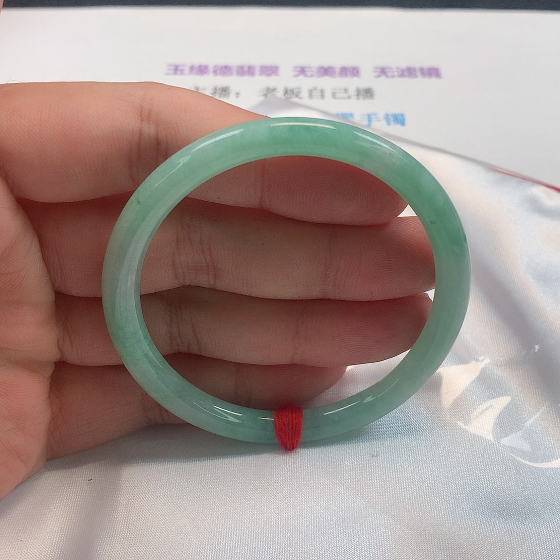 翡翠手镯（圆镯）未镶嵌336号
