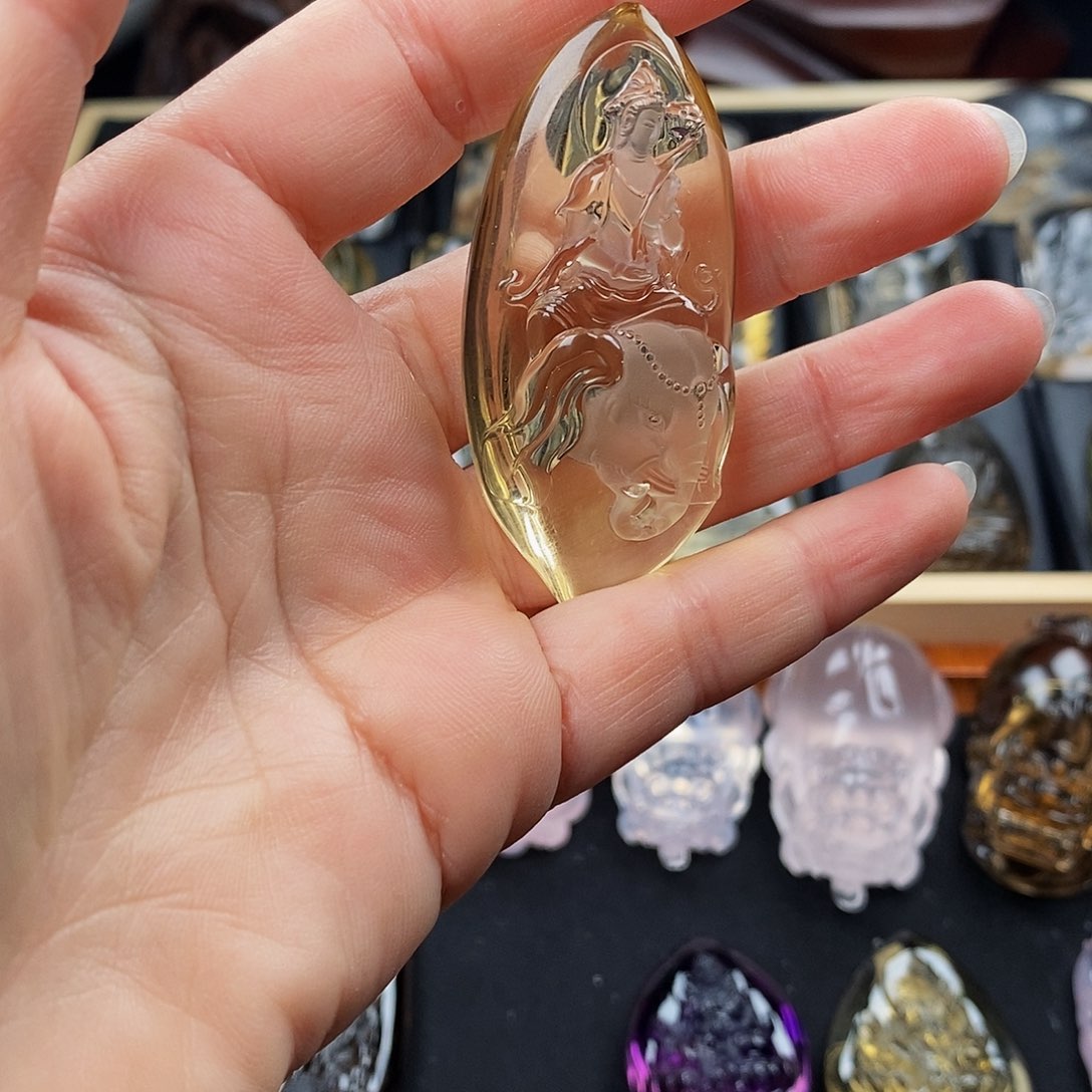 水晶普贤菩萨未镶嵌