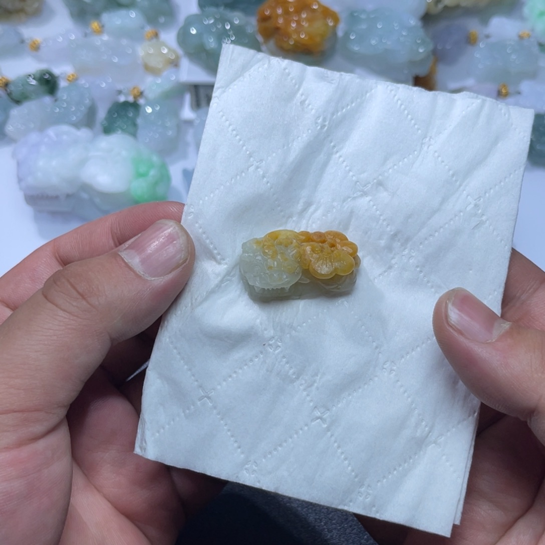 定制翡翠未镶嵌天然