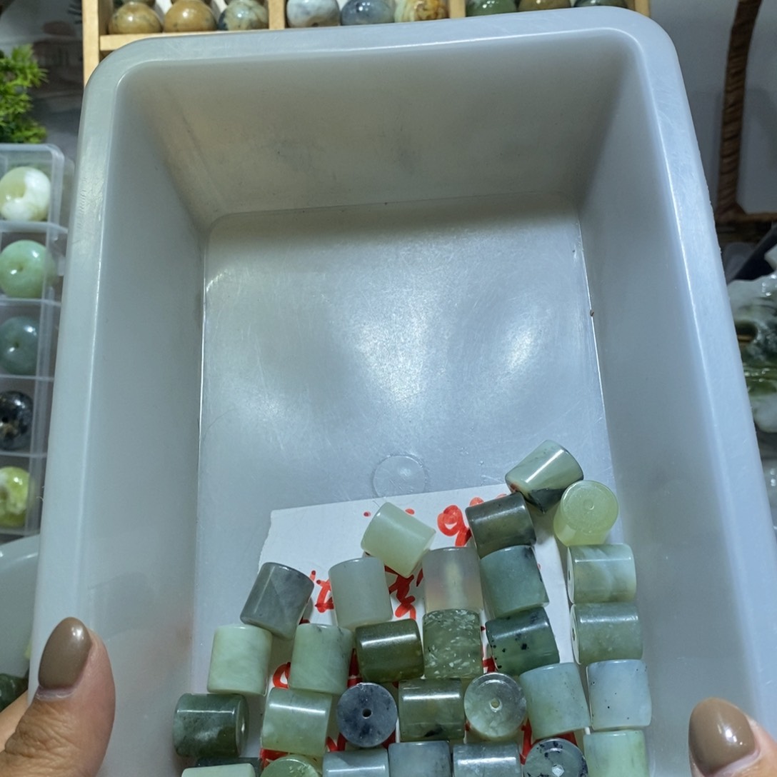 合金蛇纹石玉颈饰412