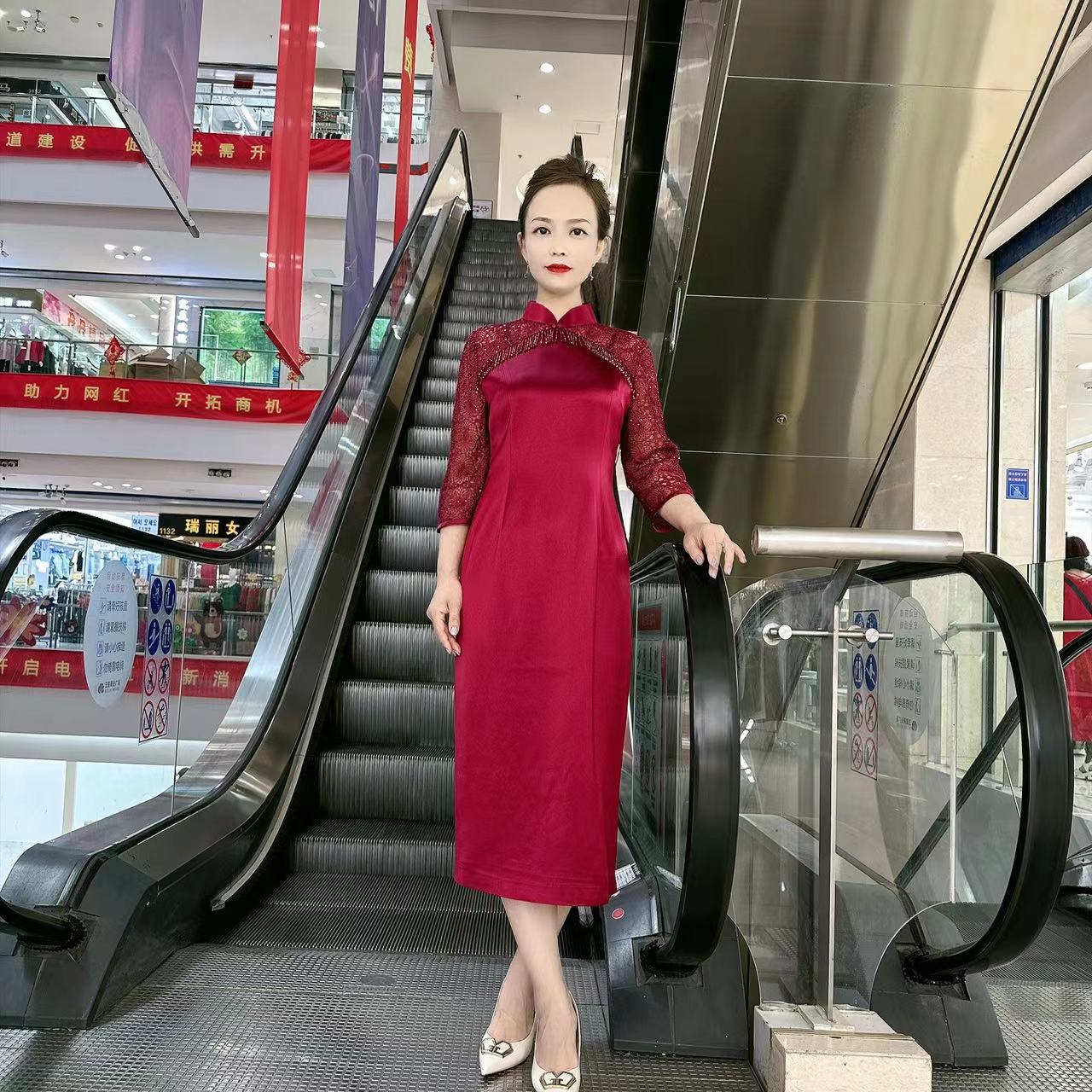 依诺28910七分袖醋酸旗袍