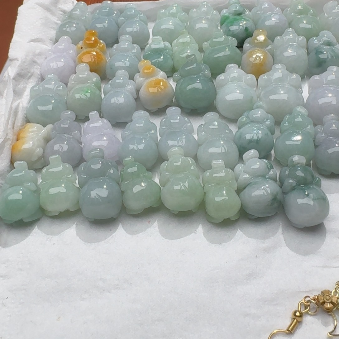 未镶嵌挂件翡翠福利1个，不包邮，拍一单邮费发货