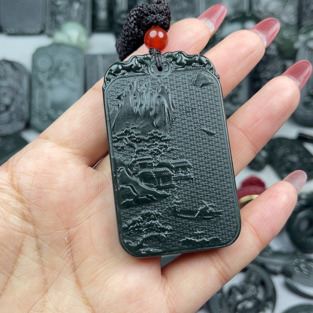 和田玉颈饰未镶嵌