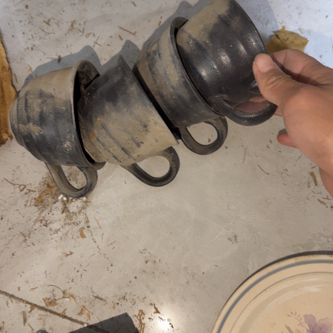 当***色茶盏老货不敢再问自己什么了