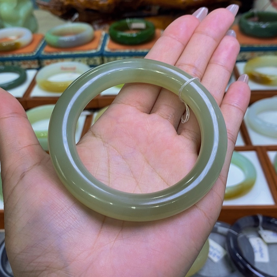 和田玉手镯未镶嵌和田玉晴水冰猫眼56.2