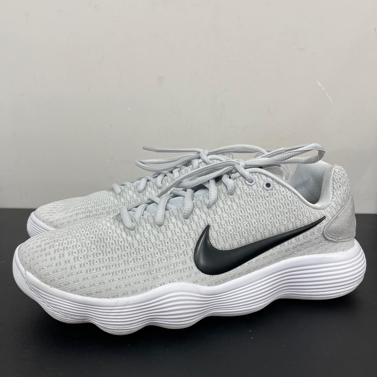 95新 NIKE/耐克 43码/HD2017低帮实战潮鞋球鞋/内侧瑕疵/无盒