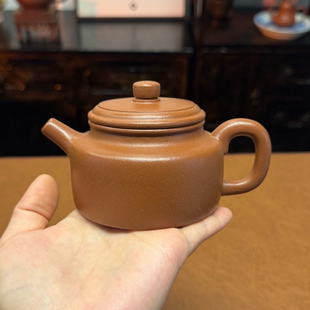宜兴紫砂壶，德钟，230cc，老清水泥，全手工