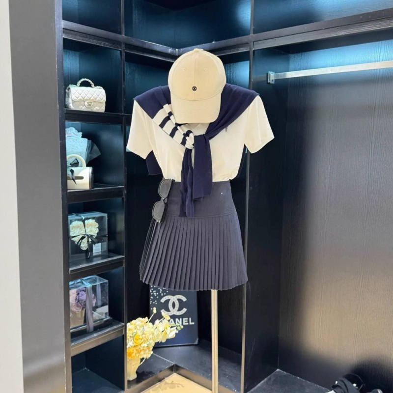 夏季新款爆款显瘦带针织披肩短袖T恤+百褶裙+披肩三件套装女