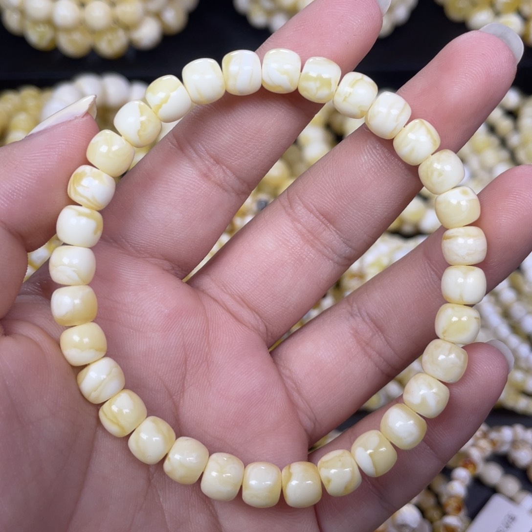 蜜蜡未镶嵌珠宝奇石7.2m