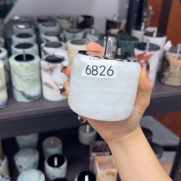 Yy6826。。。。。。。。。漏