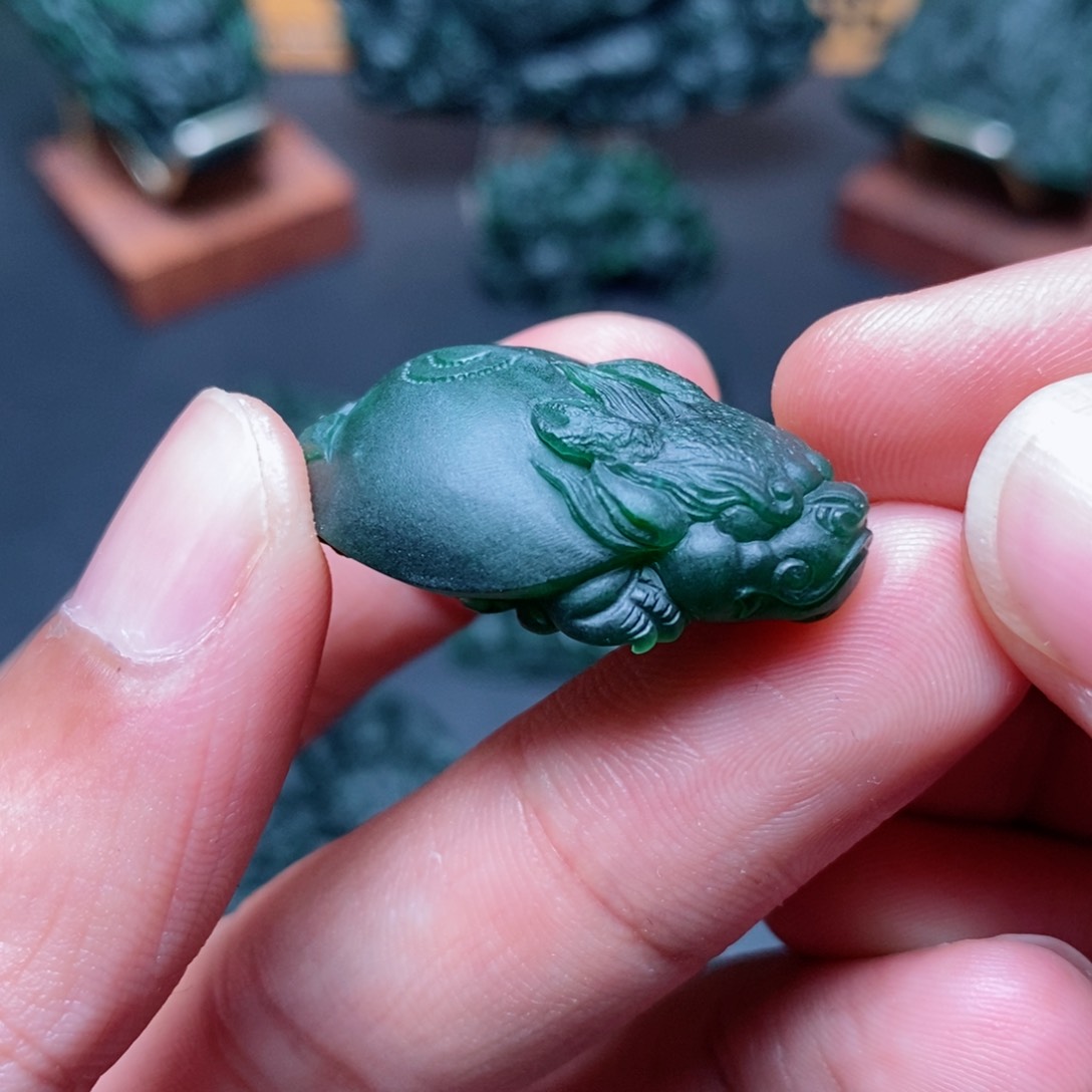 定制翡翠未镶嵌天然A货翡翠S