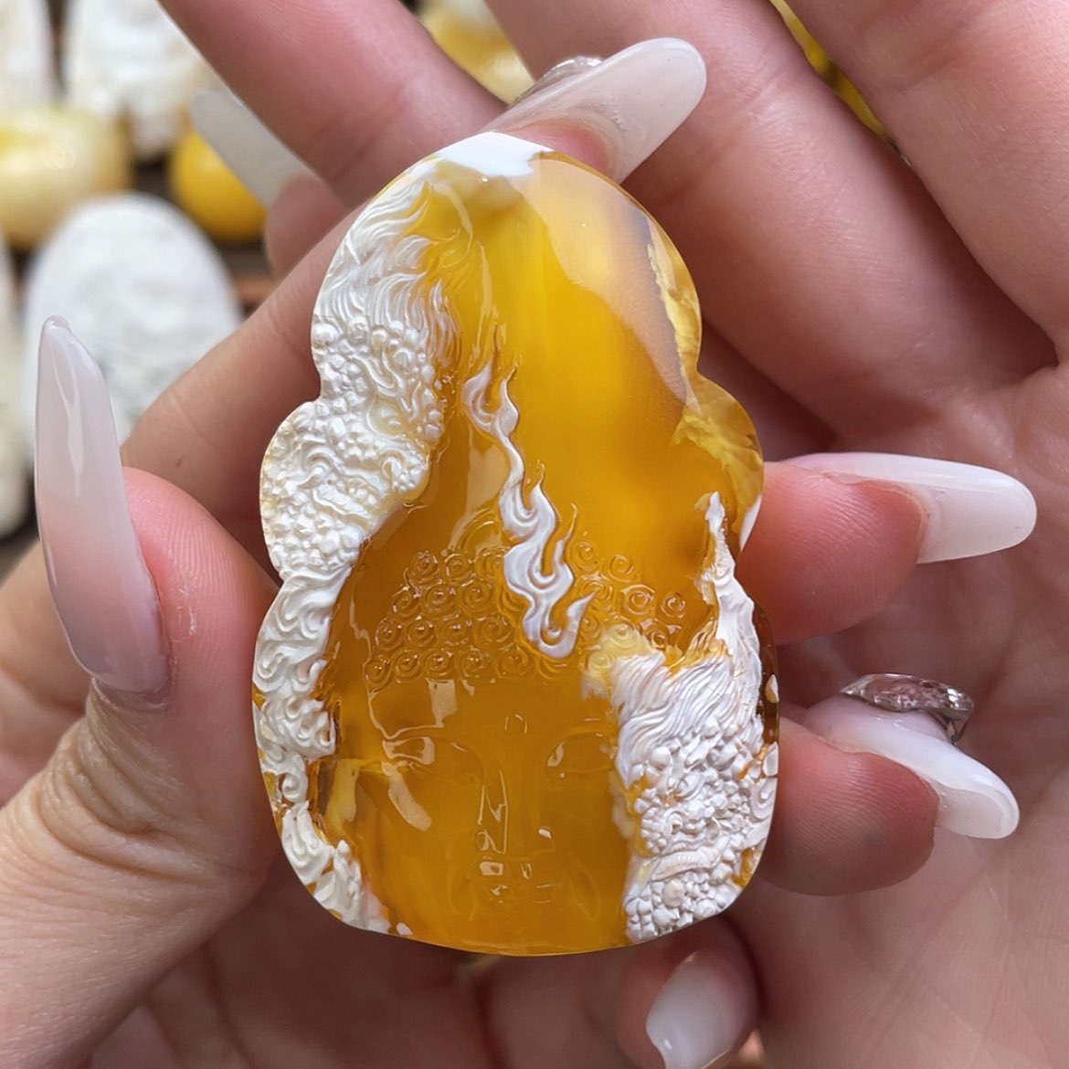 【闪购商品】琥珀裸石未镶嵌李*