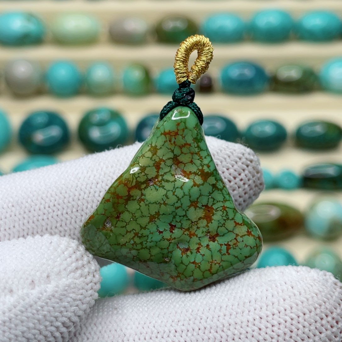 未镶嵌绿松石珠宝奇石