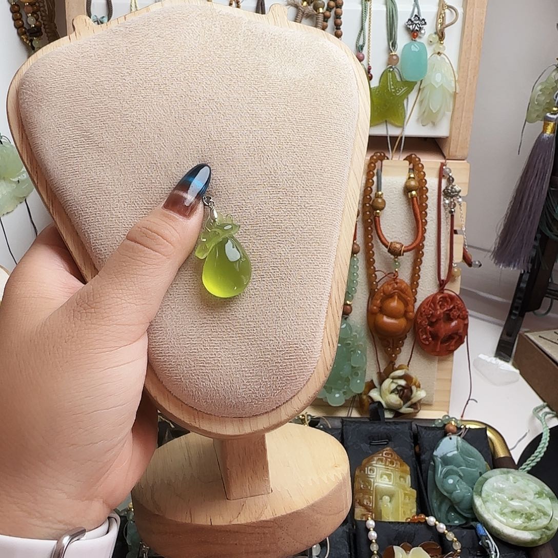 *****蛇纹石玉合金颈饰