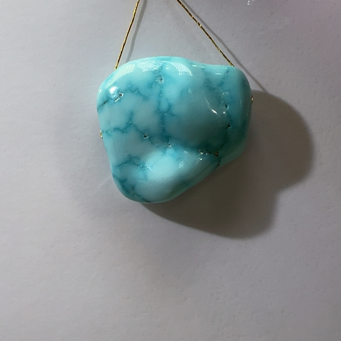 绿松石未镶嵌挂件