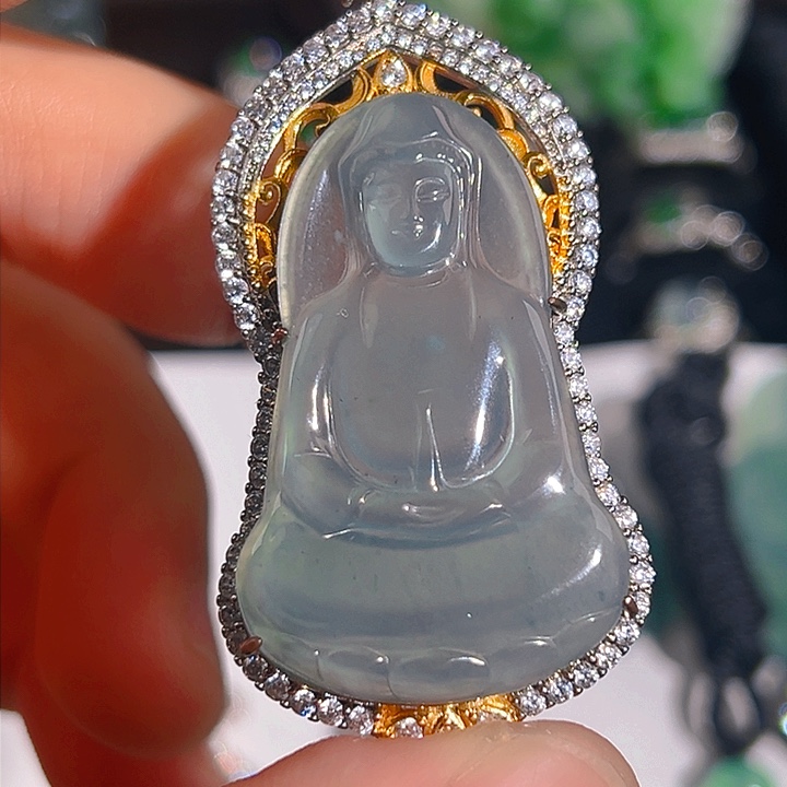 翡翠颈饰未镶嵌4，