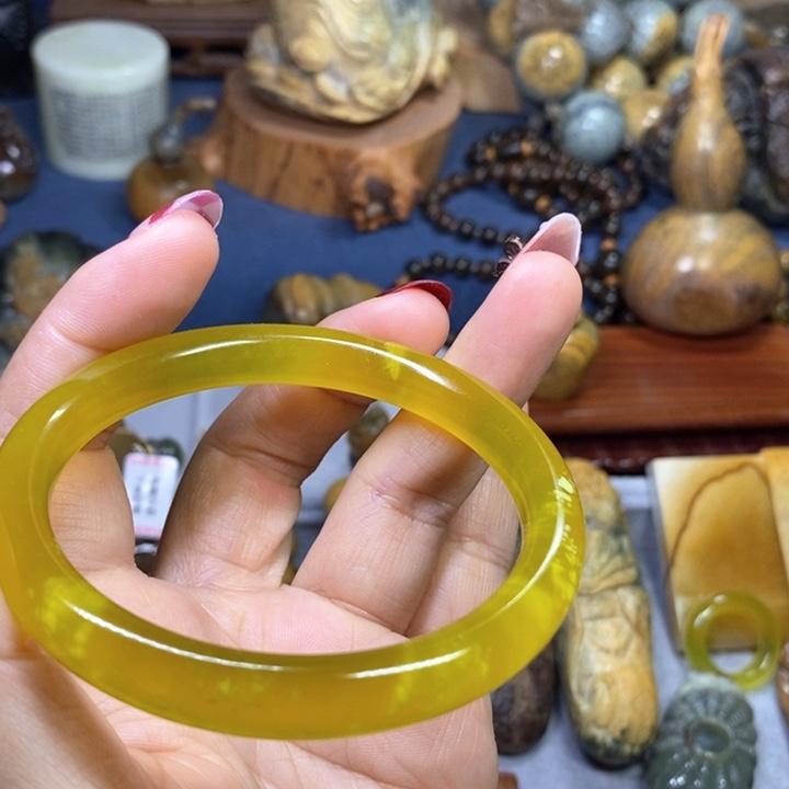 蛇纹石玉岫玉60 口圆条未镶嵌