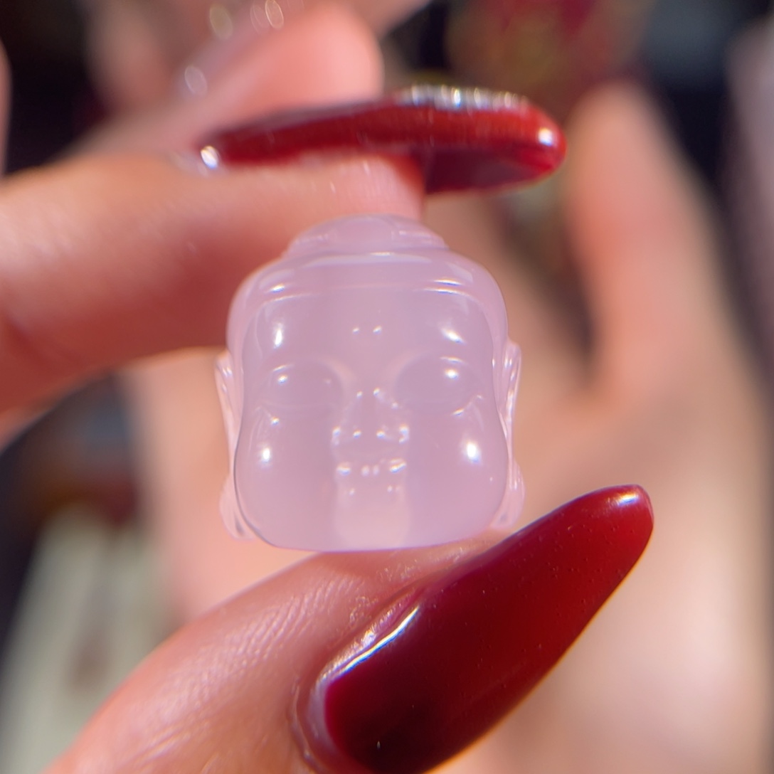 玛瑙/玉髓中洞子 大日如来17mm未镶嵌