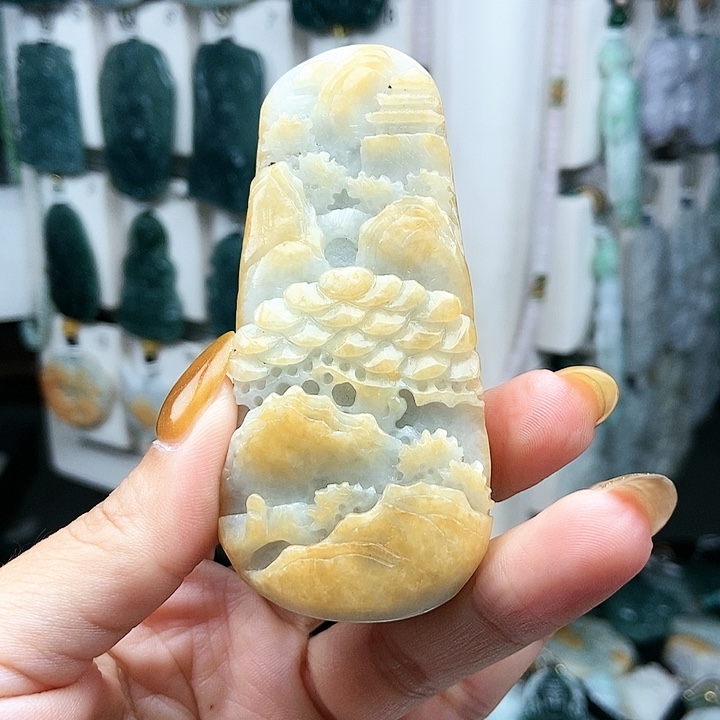 翡翠未镶嵌颈饰翡翠