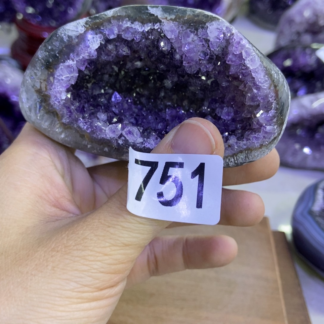 大型摆件（非配饰）紫晶未镶嵌