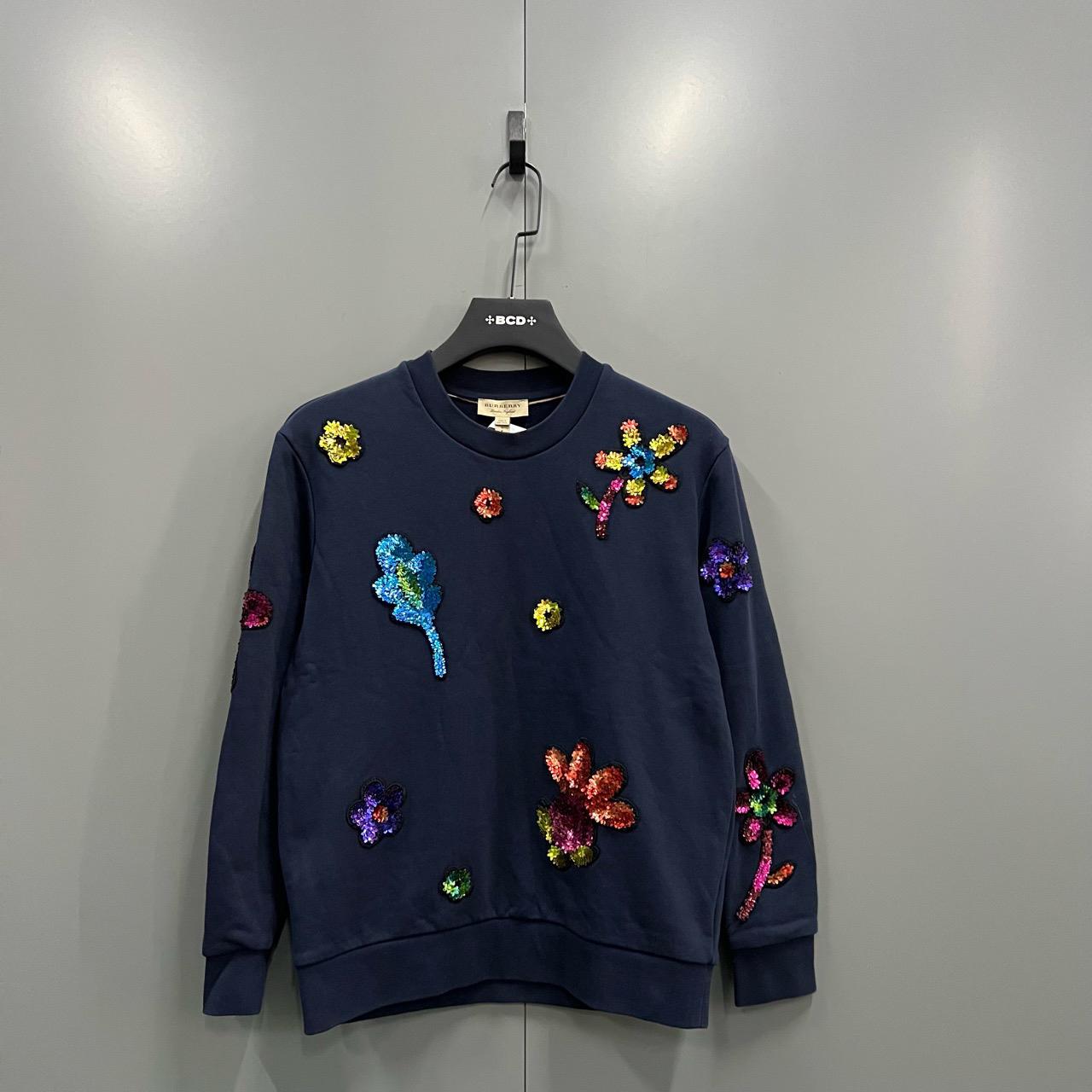 95新 BURBERRY/博柏利 （bb）花边亮片卫衣 S码/014492