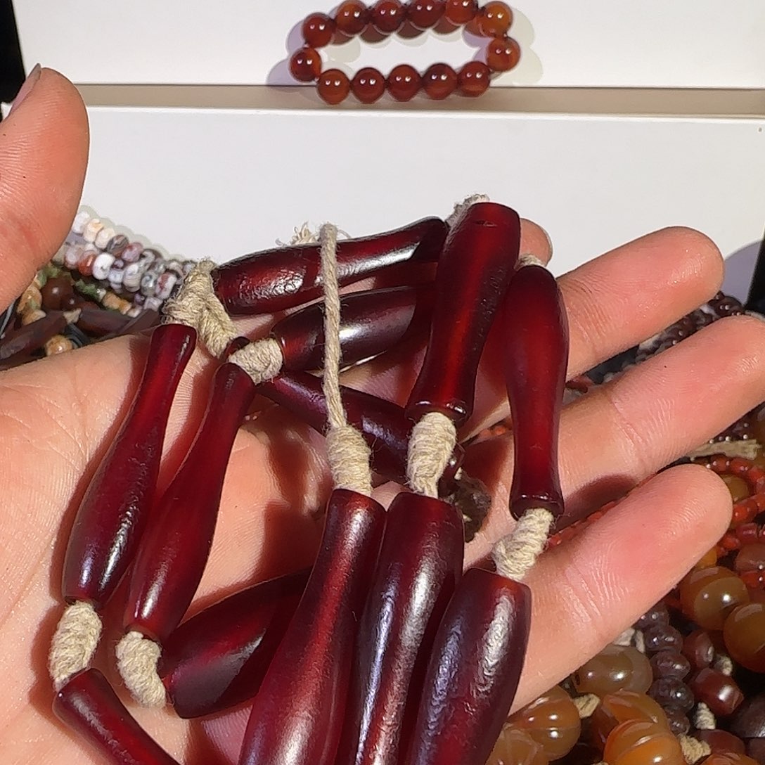 彼***）玛瑙/玉髓未镶嵌颈饰