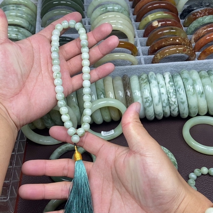 蛇纹石玉手链未镶嵌