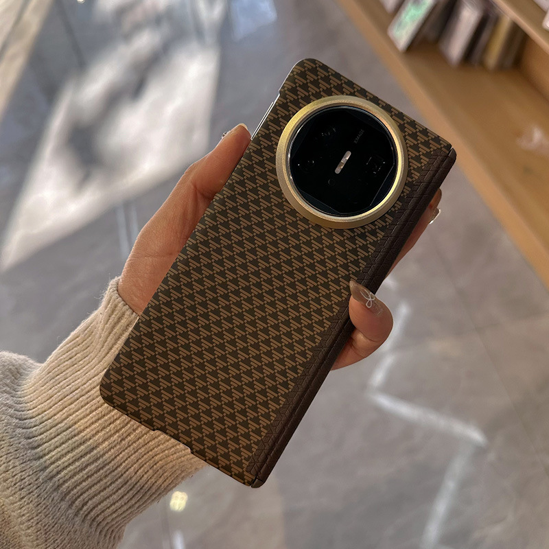 日韩+mate60Pro手机壳保护新年款强磁吸国风超薄中轴mate70promat