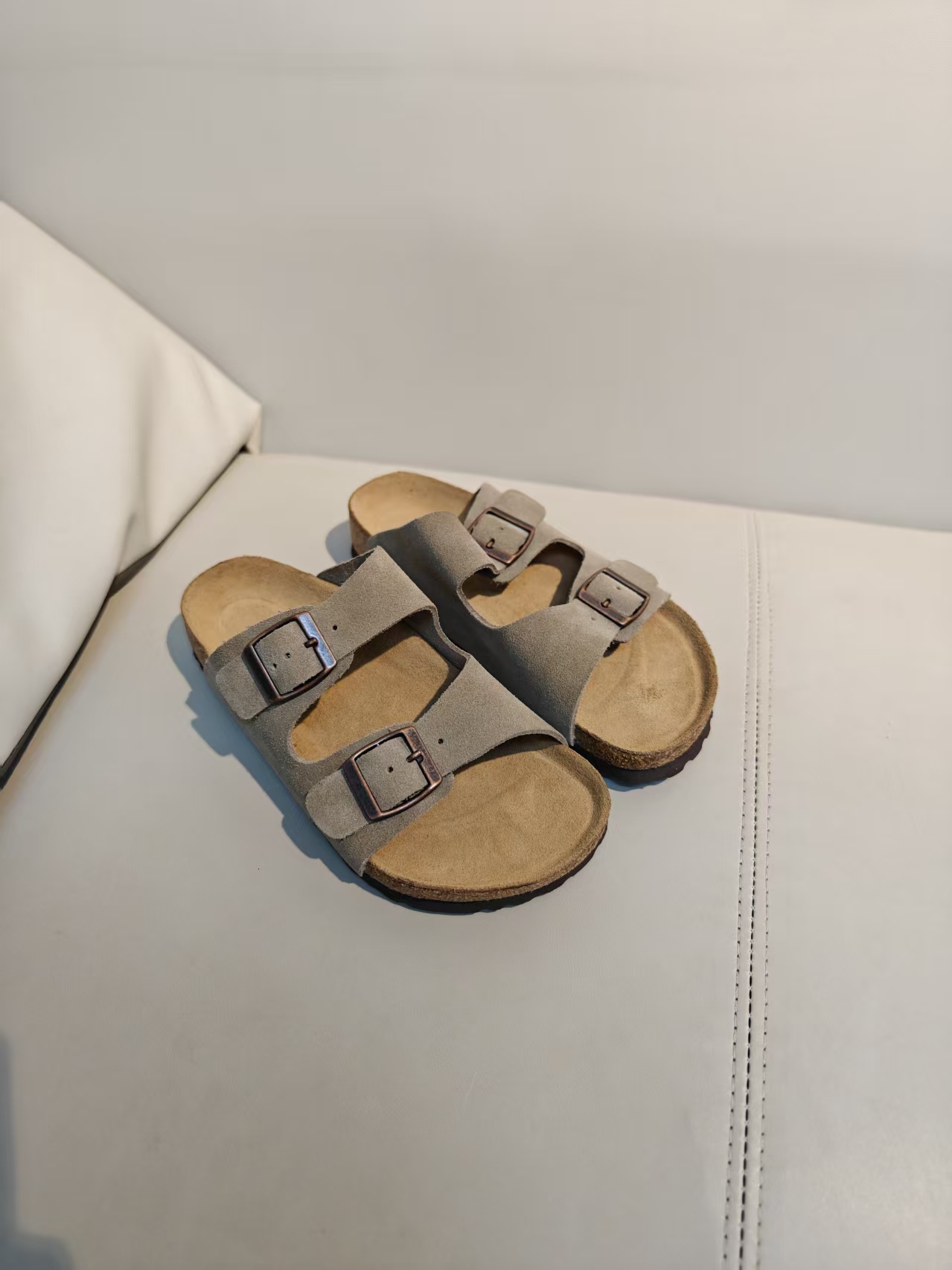 老王甄选 时尚休闲百搭厚底露趾女士博肯拖鞋