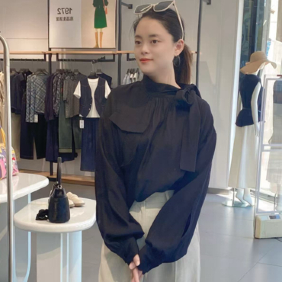 洋气减龄蝴蝶结长袖女春秋新款休闲宽松显瘦百搭衬衫
