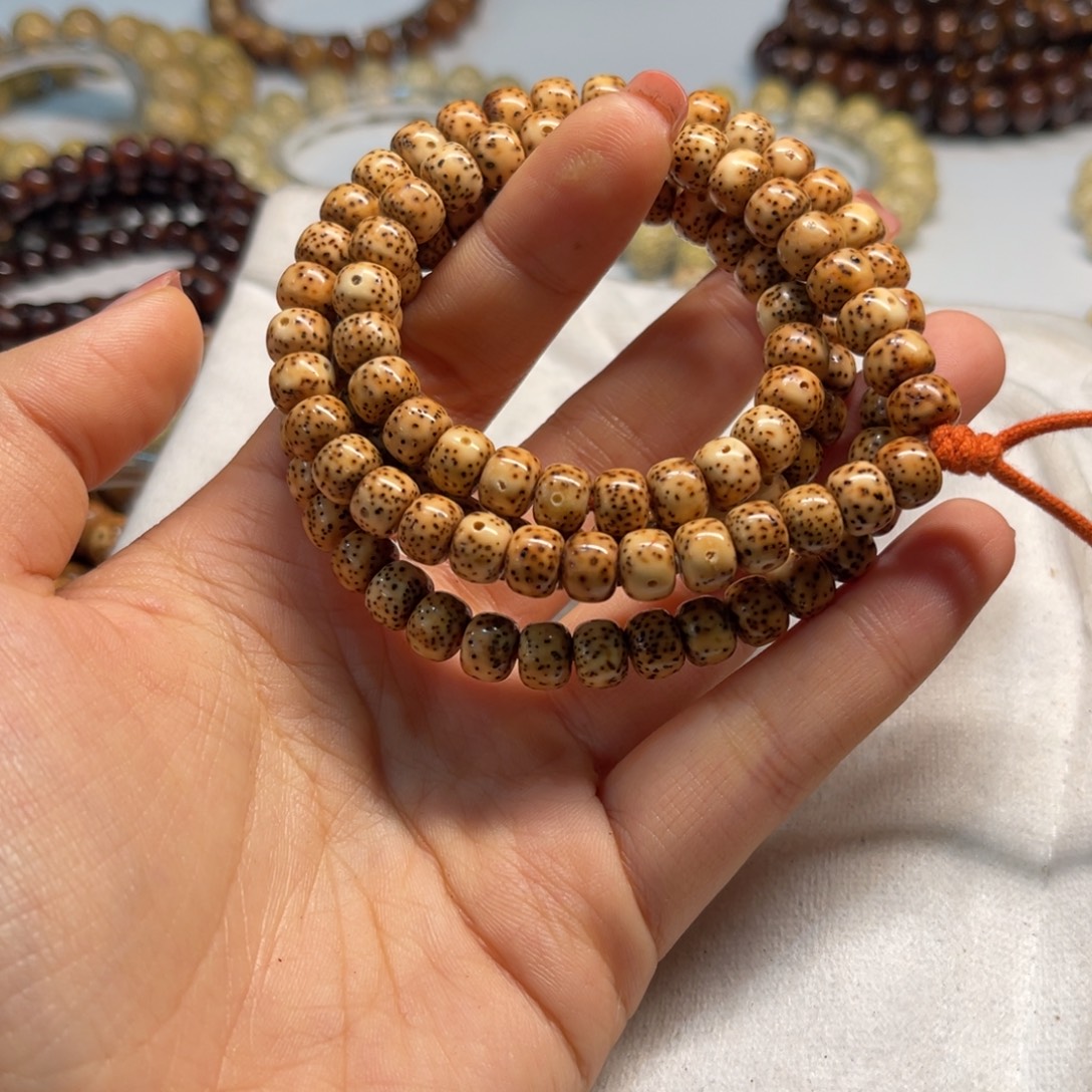 傲***女星月菩提吊坠86藏桶